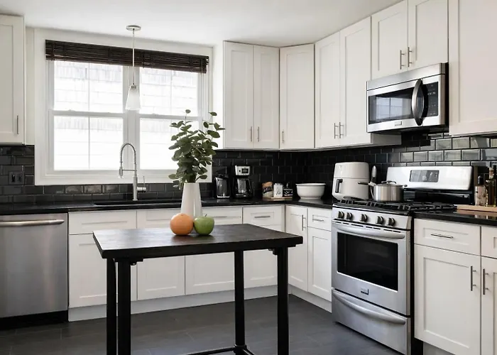 Spacious 5-bedroom Retreat In